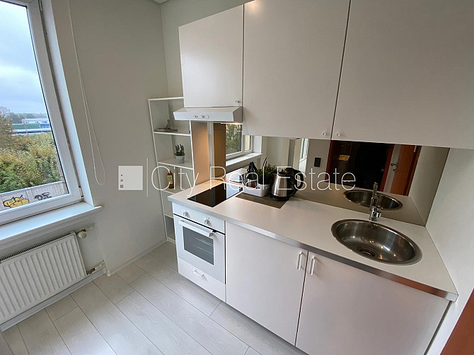 Новостройка, фасадный дом, вход с улицы, лифт, лестничная клетка после Рига - изображение 8