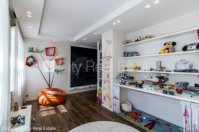 Дом во дворе, закрытый двор, возможность аренды парковки, стоянка на территории Рига - изображение 6