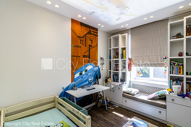 Дом во дворе, закрытый двор, возможность аренды парковки, стоянка на территории Рига - изображение 8