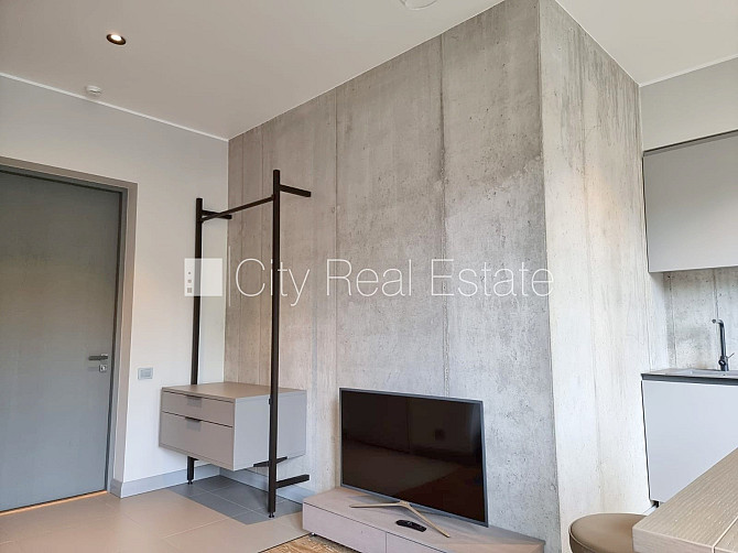 Новостройка, закрытый двор, охраняемый двор, объект охраняет физическая охрана, Рига - изображение 8