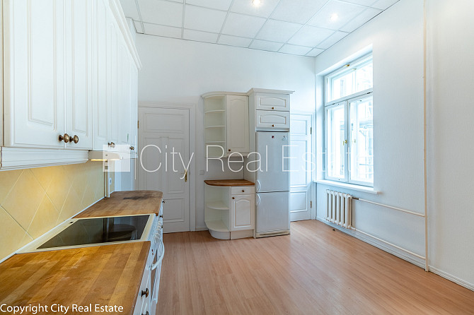 Фасадный дом, реновированный дом, кирпичные стены, фасад с декоративной Рига - изображение 12