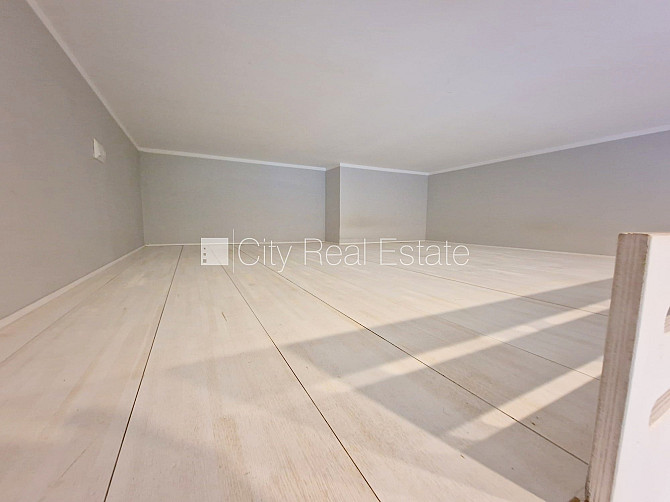 Fasādes māja, renovēta māja, slēgts pagalms, ieeja no ielas, kāpņu telpa pēc kapitālā Rīga - foto 16