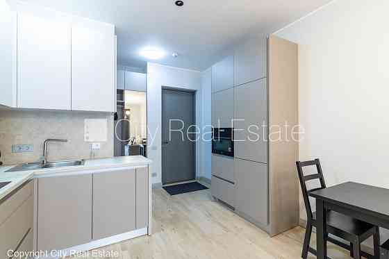 Проект - Паркерс (Parkers), новостройка, здание во дворе, благоустроенный озеленённый Rīga