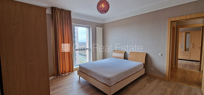 Projekts - Panorama Plaza, jaunceltne, teritorijas iebrauktuves vārti aprīkoti ar automatizētu Rīga - foto 7