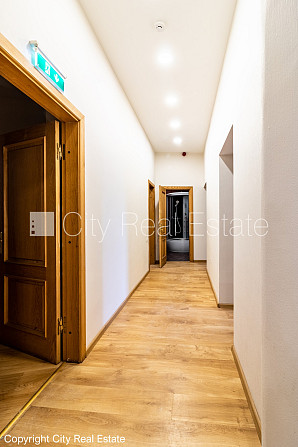 Бельэтаж, лестничная клетка после косметического ремонта, изолированные Рига - изображение 8