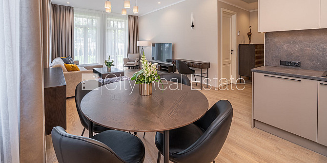 Jaunceltne, fasādes māja, labiekārtots apzaļumots pagalms, pazemes autostāvvieta, ieeja no Jūrmala - foto 6