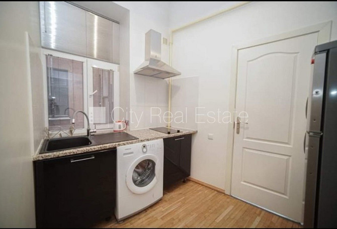 Фасадный дом, реновированный дом, объект охраняет физическая охрана, вход со Рига - изображение 11