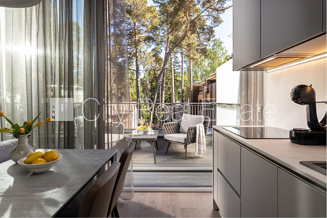 Šo dzīvokli izīrē pa diennaktīm (īstermiņa īre), īres cena sludinājumā norādīta par Jūrmala - foto 2