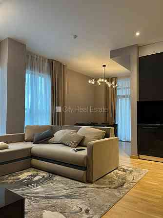 Новостройка, благоустроенная озеленённая территория, апартаменты люкс 89,6 м2, Jūrmala