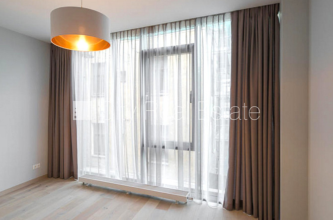 Земля в собственности, новостройка, фасадный дом, монолитные бетонные стены, Рига - изображение 8