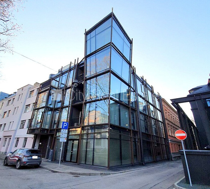 Земля в собственности, новостройка, фасадный дом, монолитные бетонные стены, Рига - изображение 15