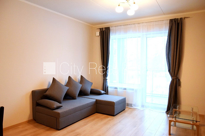 Новостройка, благоустроенная озеленённая территория, закрытая территория, место Рига - изображение 4