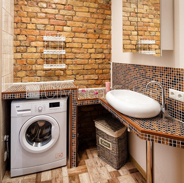 Здание во дворе, реновированный дом, возможность аренды парковки, вход со двора, Рига - изображение 9