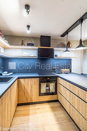 Pagalma māja, slēgts pagalms, vieta automašīnai, luksuss apartamenti , guļamistabu skaits 3 Rīga - foto 5