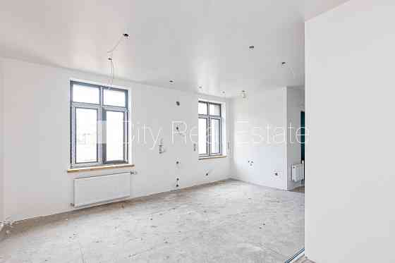 Фасадный дом, реновированный дом, энергоэффективный дом, благоустроенная Рига