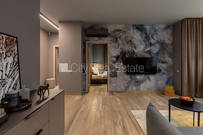 Jaunceltne, fasādes māja, zaļā teritorija, pazemes autostāvvieta, apzaļumota teritorija ar Jūrmala - foto 4