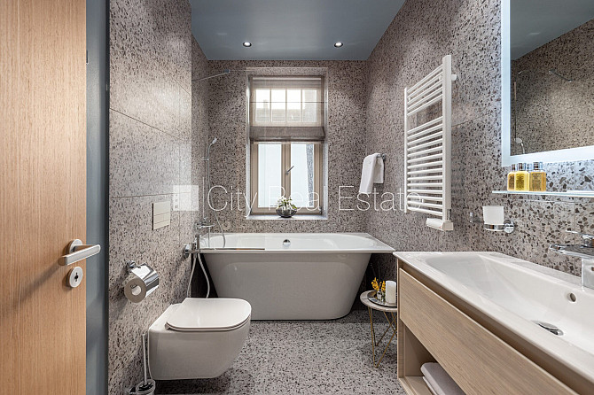 Jaunceltne, fasādes māja, zaļā teritorija, pazemes autostāvvieta, apzaļumota teritorija ar Jūrmala - foto 11