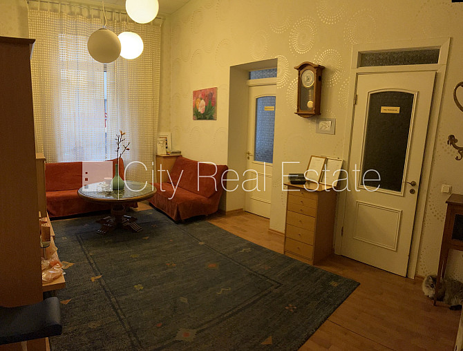 Новостройка, фасадный дом, закрытый двор, места для нескольких машин, вход с Рига - изображение 12