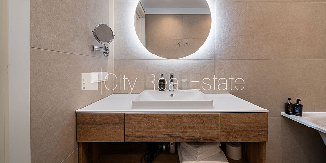 Новостройка, фасадный дом, зеленая территория, благоустроенная озеленённая Юрмала - изображение 12