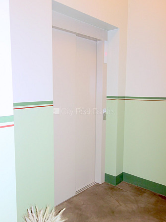 Fasādes māja, renovēta māja, slēgts pagalms, ieeja no ielas, ir lifts, logi vērsti uz pagalma Rīga - foto 12