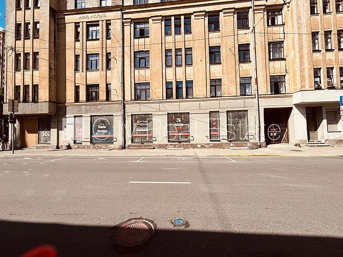 Fasādes māja, slēgts pagalms, mainīti radiatori, gāzes apkure, boilers karstajam ūdenim, Rīga - foto 1