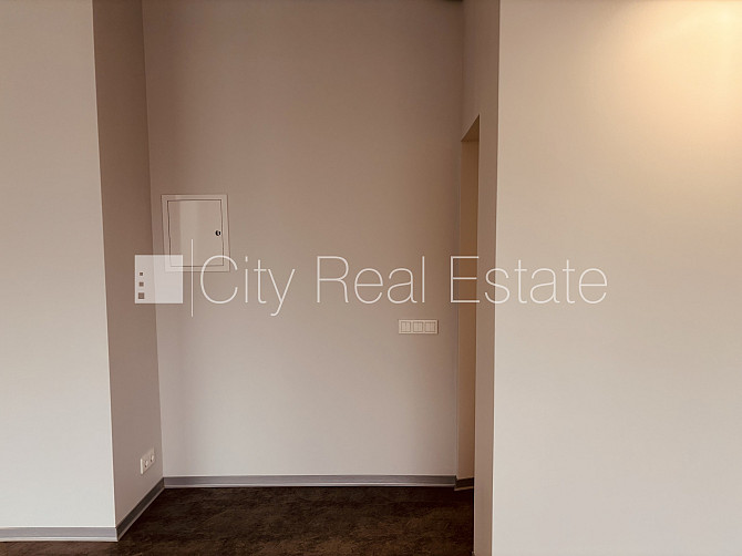 Fasādes māja, slēgts pagalms, apkure-gaisa siltumsūknis, boilers karstajam ūdenim, gaisa Rīga - foto 18