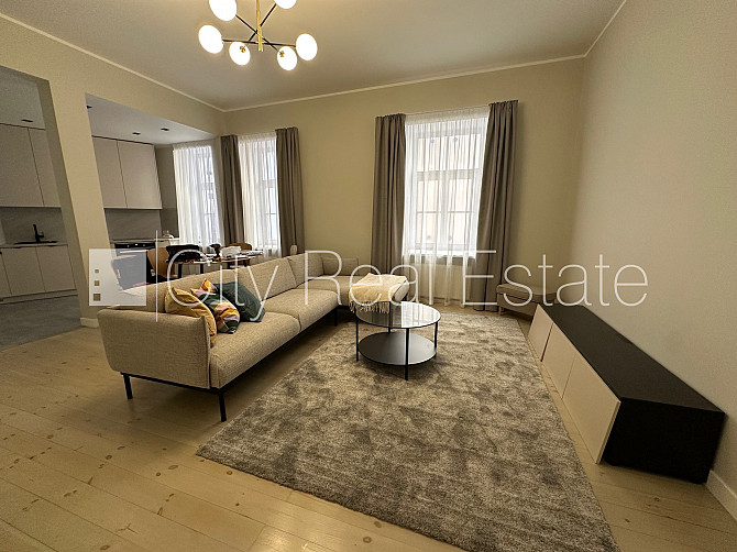 Новостройка, фасадный дом, энергоэффективный дом, вход со двора, лифт, балкон, две Рига - изображение 1