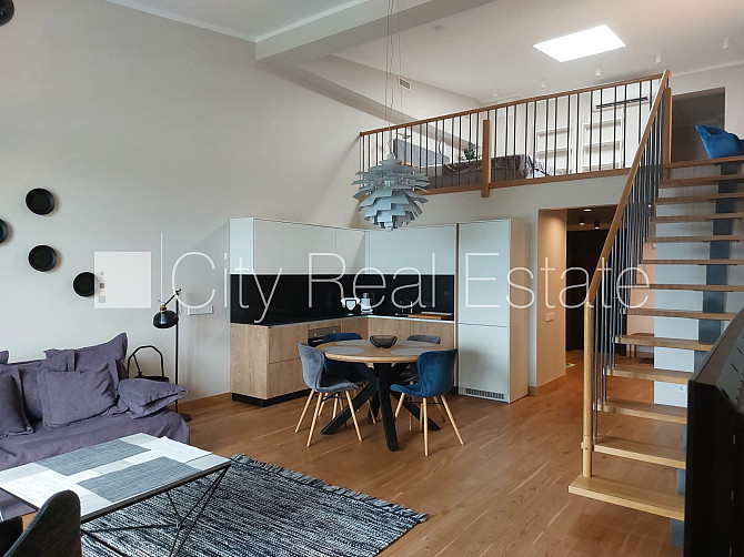 Jaunceltne, iespēja nomāt autostāvvietu, luksuss apartamenti  80 m2, ir lifts, plašs skats no Rīga - foto 1