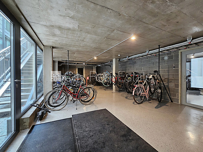 Fasādes māja, renovēta māja, slēgts pagalms, ieeja no ielas un pagalma, ir lifts, kāpņu Rīga - foto 10