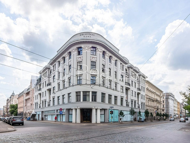 Renovēta māja, kāpņu telpa pēc kapitālā remonta, studio tipa, virtuve apvienota ar istabu, Rīga - foto 9