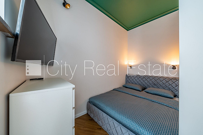 Renovēta māja, studio tipa, virtuve apvienota ar istabu, centrālā apkure, pilnā apdare, Rīga - foto 4