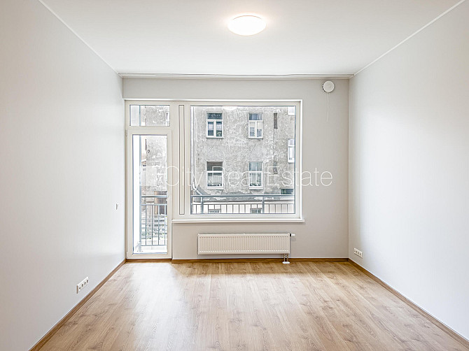 Jaunceltne, labiekārtots apzaļumots pagalms, garāža vienai automašīnai, ir lifts, balkons, Rīga - foto 5