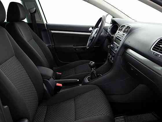 Volkswagen Golf Variant Comfortline 1.2 77kW Tallina