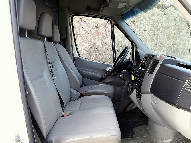 Volkswagen Crafter Van Comfortline 2.5 TDI 100kW Tallina - foto 6