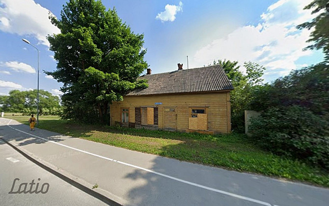 Piedāvājam iegādāties plašu zemesgabalu 2082 m platībā. Uz zemes atrodas veca koka ēka, Tukums un Tukuma novads - foto 1