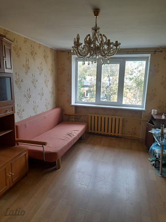 Pārdod divu istabu dzīvokli Tuvajā Pārdaugavā. Dzīvoklis  piektajā stāvā ar logiem uz abām mājas pus Рига - изображение 2