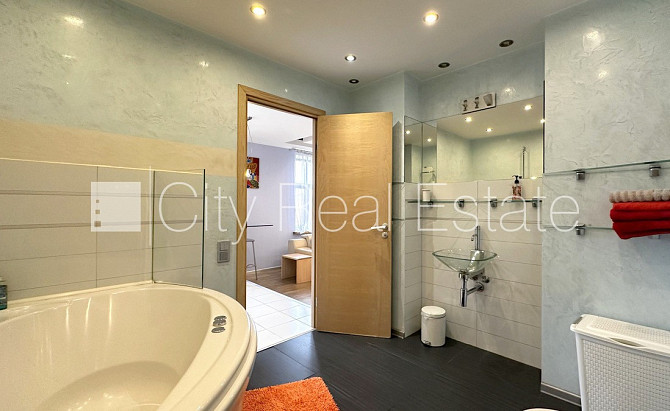 Фасадный дом, реновированный дом, лифт, лестничная клетка после капитального Рига - изображение 16