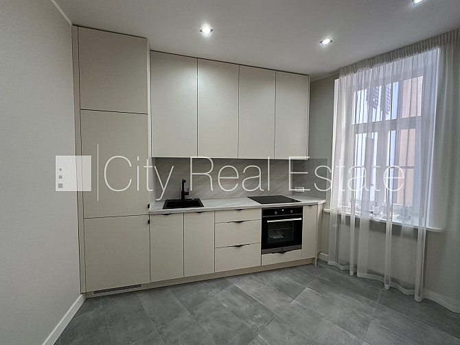 Реновированный дом, лифт, балкон, изолированные комнаты 3 шт., кухня, камин, Рига - изображение 14