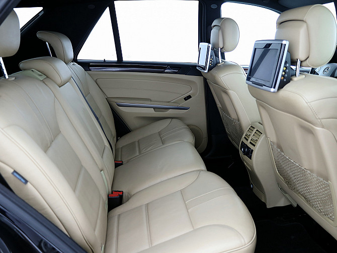 Mercedes-Benz ML 420 Luxury Facelift ATM 4.0 CDI 225kW Tallina - foto 8