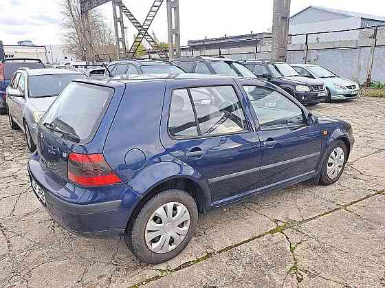 Volkswagen Golf Comfortline 1.6 77kW Tallina