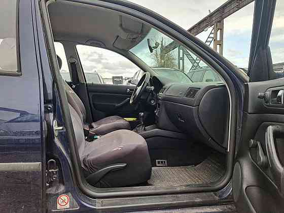 Volkswagen Golf Comfortline 1.6 77kW Tallina