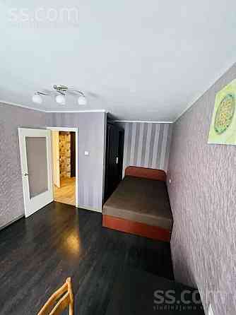 An apartment across from the Stone Bridge (Agenskalns) is for sale. For sale with all furniture... Rīga