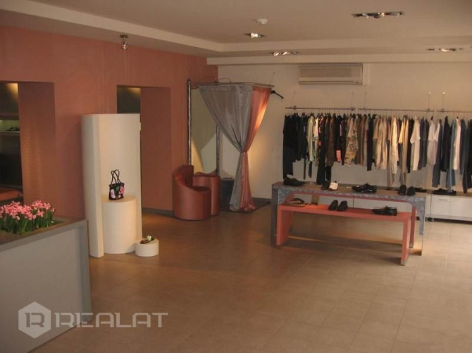 Tiek iznomātas telpas biznesa centrā, piemērotas noliktavai vai ražošanai, blakus atrodas Rīga - foto 2