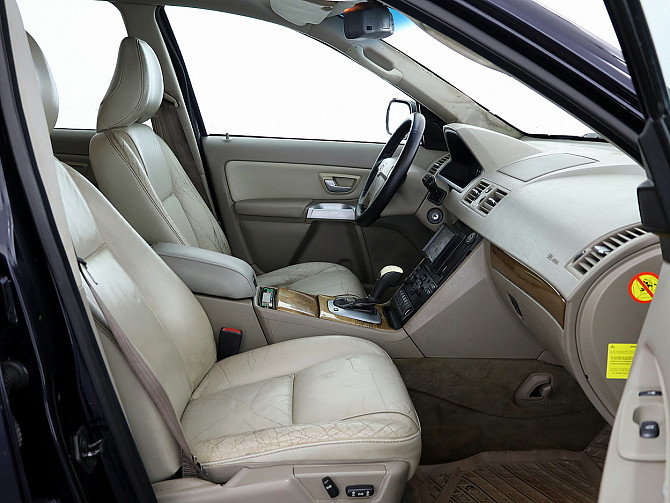 Volvo XC90 Summum LPG ATM 2.5 154kW Tallina - foto 6