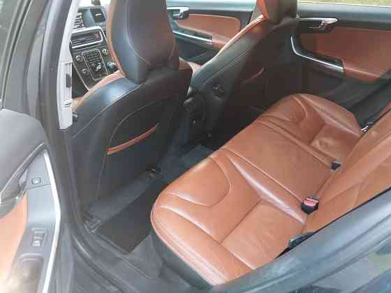 Volvo V60, 2.0 D4, 2012 (Decembris) – 6 ātrumu mehānika, ekonomisks un kopts Adas salons, ... Rīga