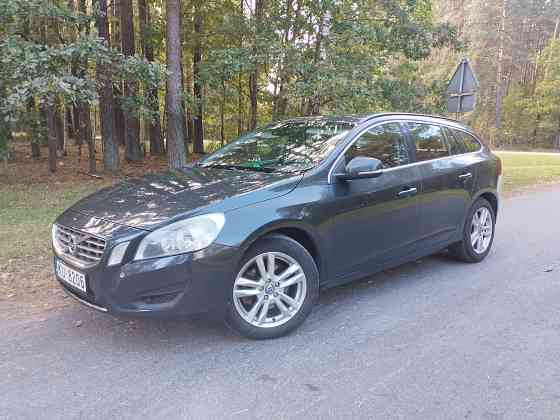 Volvo V60, 2.0 D4, 2012 (Decembris) – 6 ātrumu mehānika, ekonomisks un kopts Adas salons, ... Rīga