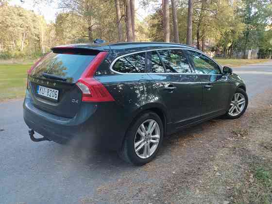 Volvo V60, 2.0 D4, 2012 (Decembris) – 6 ātrumu mehānika, ekonomisks un kopts Adas salons, ... Rīga