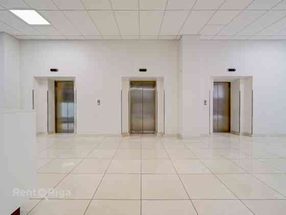 Качественный, компактный офис в отреставрированном здании  Ganību dambī 24D.  Офис Рига