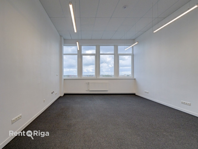 Kvalitatīvs, kompakta izmēra birojs renovētā ēkā - Ganību dambī 24D.  Birojs izvietots Rīga - foto 1