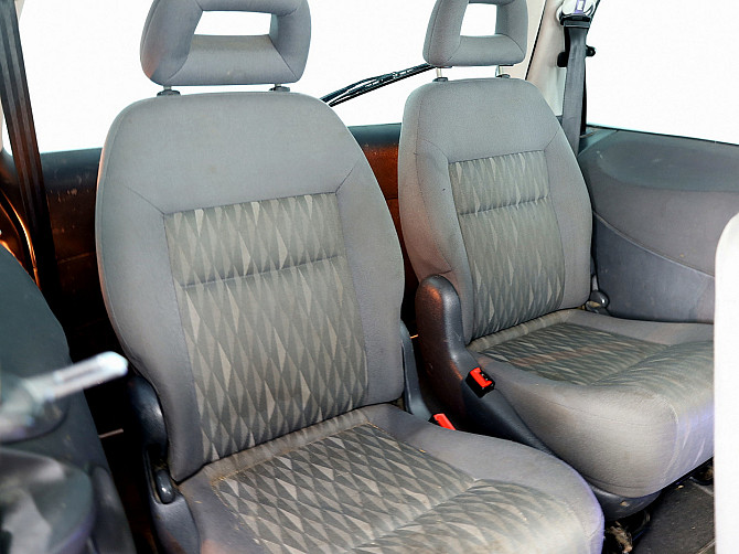 Volkswagen Sharan Comfortline ATM 1.9 TDI 85kW Таллин - изображение 8